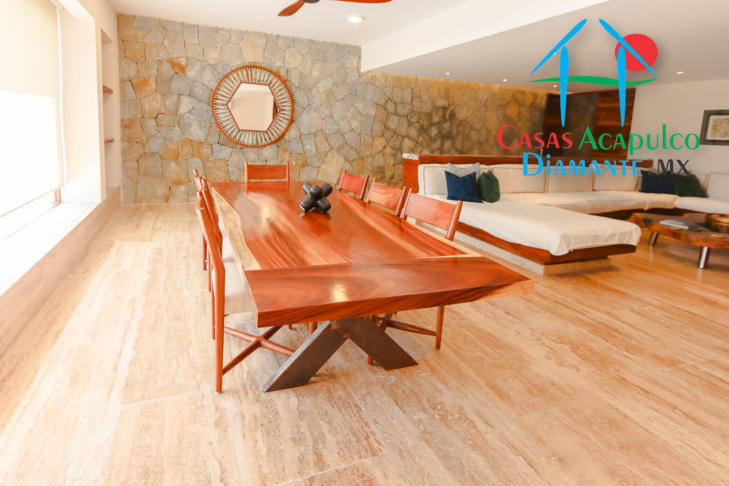 La Roqueta - Sala de televisión 3